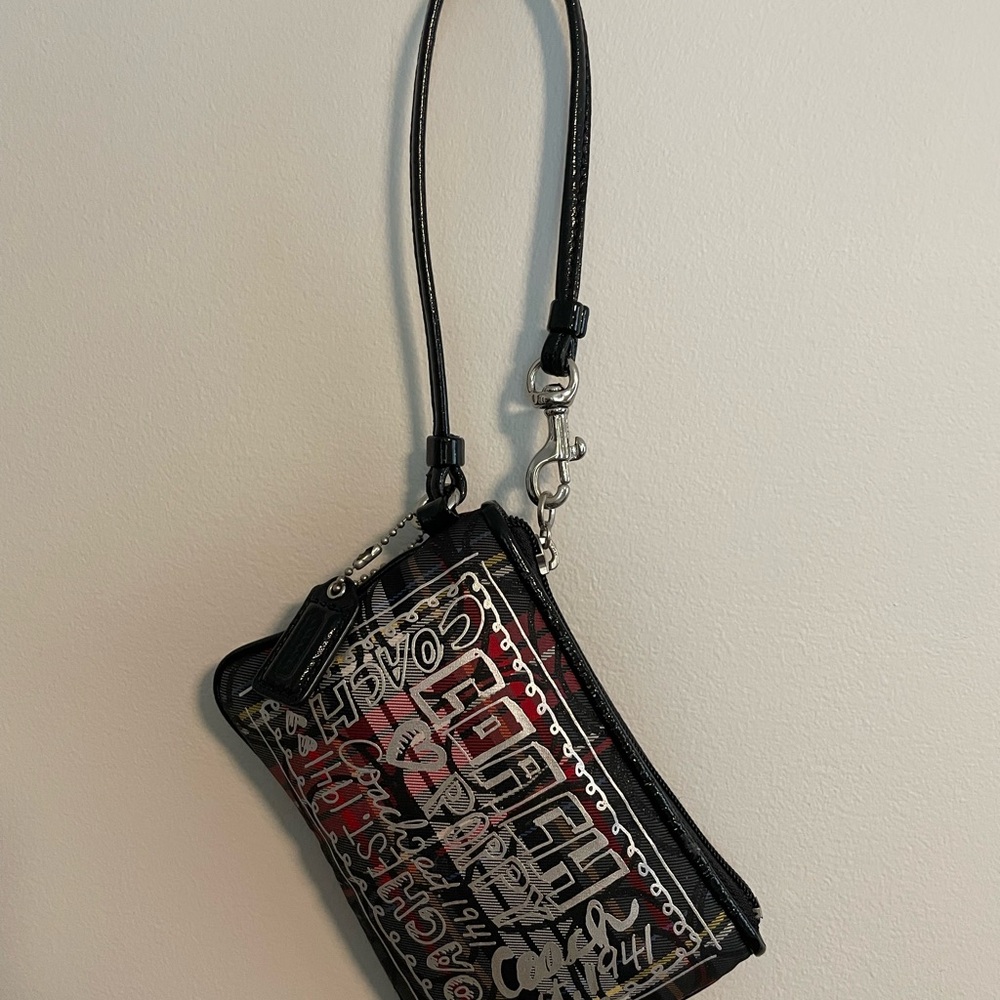 Coach Poppy Rare Graphic Plaid Wristlet Excellent Condition No Call Outs - Picture 10 of 12